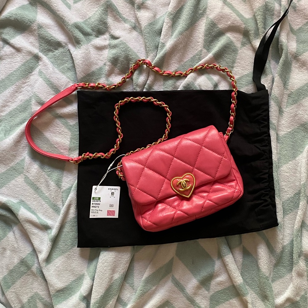 Chanel pink - Picture 2 of 13